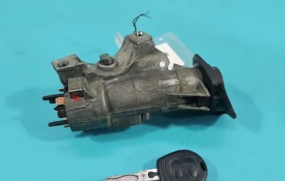 Volkswagen Golf IV Ignition lock 4B0905851C IMPRK1576776