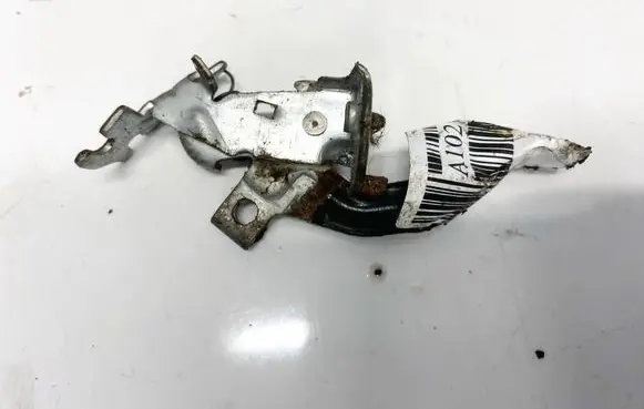 Toyota Yaris Verso Fuel tank opening switch 