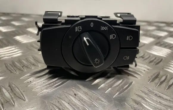 BMW 1 E81 E87 Light switch 6932796