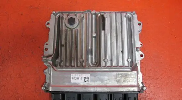 BMW 1 F20 F21 Engine control unit/module 9894912
