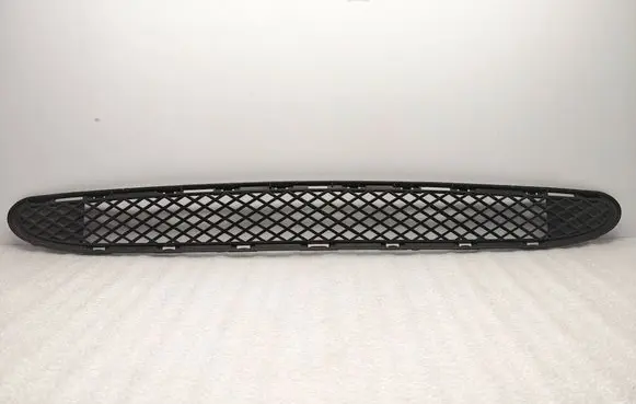 Mercedes-Benz C W203 Front bumper lower grill A2038850423