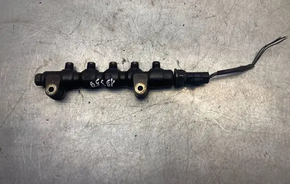 Peugeot 407 Fuel main line pipe 9654592680 041621236120413458377
