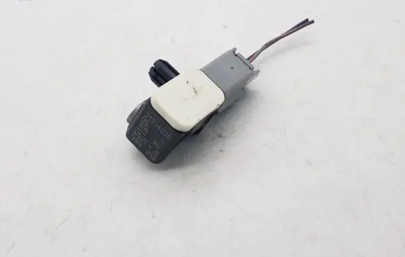 Volvo S60 Airbag deployment crash/impact sensor 31334336