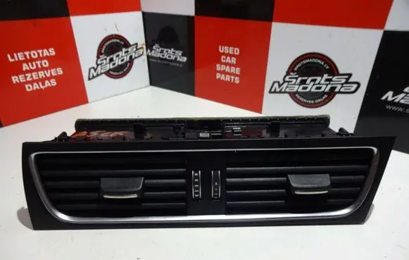 Audi A5 8T 8F Dash center air vent grill 8T2820951D