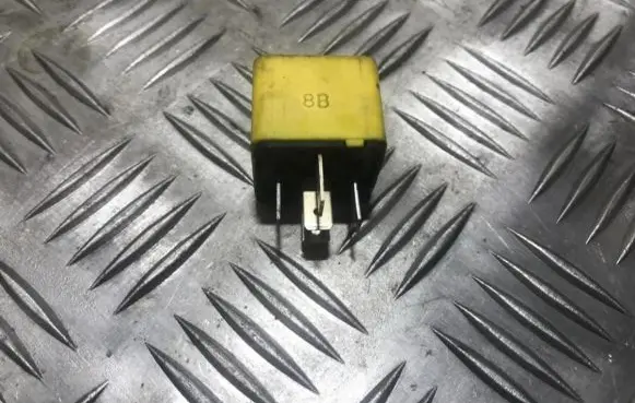 Fiat Bravo - Brava Other relay 82461739