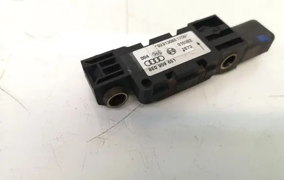 Audi A4 S4 B7 8E 8H Airbag deployment crash/impact sensor 8E0959651