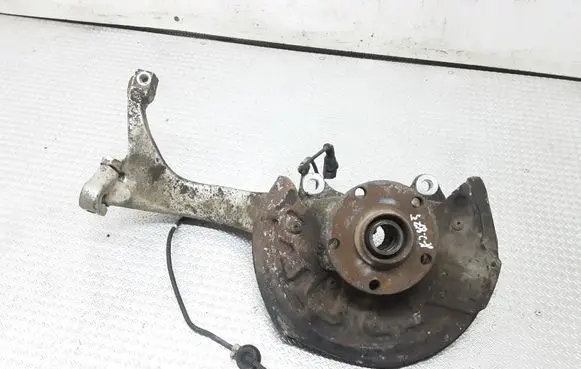 Audi A6 S6 C5 4B Front wheel hub spindle knuckle
