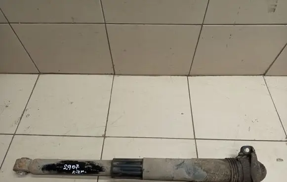 Volkswagen Golf VII Rear shock absorber/damper 