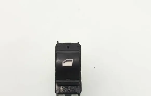 Peugeot Expert Electric window control switch 96762292ZD