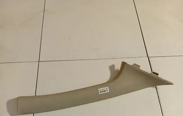 Nissan Note (E11) (C) pillar trim 769119U000