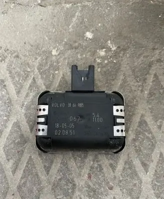 Volvo V70 Rain sensor 30649885