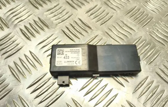 Opel Corsa E Door central lock control unit/module 13503204 F00HJ00487 TA2010972
