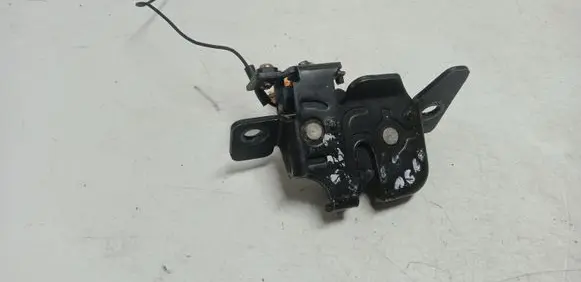 Mazda 323 F Tailgate/trunk/boot lock/catch/latch