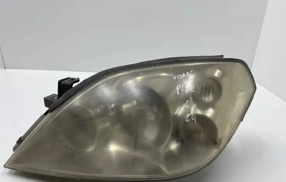 Nissan Primera Headlight/headlamp 23763700