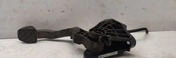 Volkswagen Polo V 6R Clutch pedal 6R1721059AB