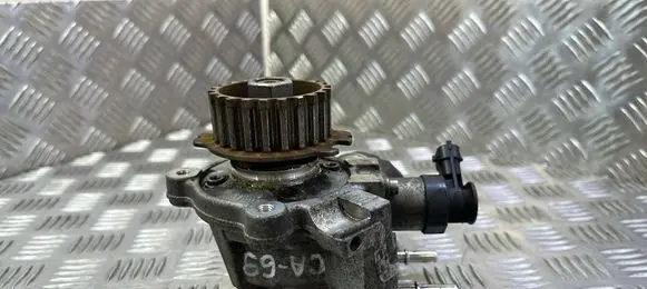 Peugeot 2008 I Fuel injection high pressure pump 9811347380 0445010739