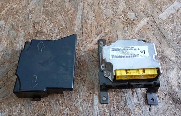 Fiat Freemont Airbag control unit/module P56038952AK