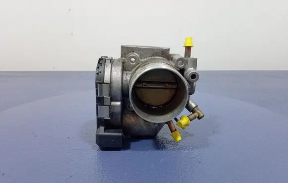 Audi A4 S4 B6 8E 8H Throttle body valve 06B133062H