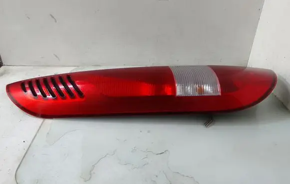 Mercedes-Benz Vaneo W414 Rear/tail lights 154905