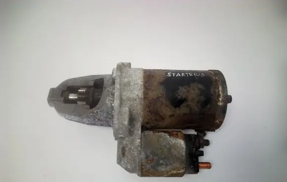 Smart ForFour I Starter motor MR994922 1351510101 A1351510101