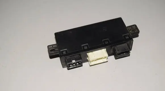 BMW 5 E39 Door control unit/module 8378769