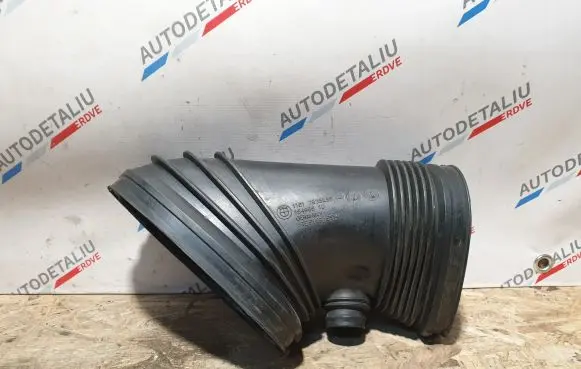 BMW M3 e92 Air intake duct part 7838286 11617838286 M3V8