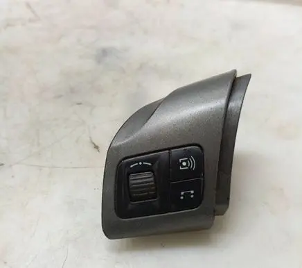 Opel Vectra C Steering wheel buttons/switches 13208858 4221