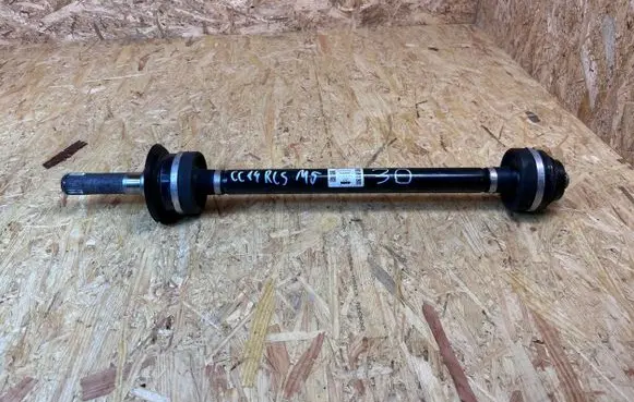 BMW M5 F90 Rear driveshaft