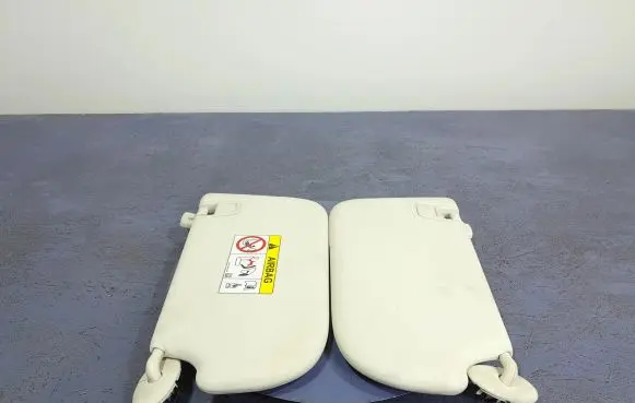 Ford Kuga II Sun visor