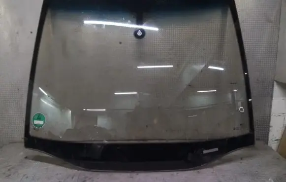 Opel Zafira B Front windscreen/windshield window 