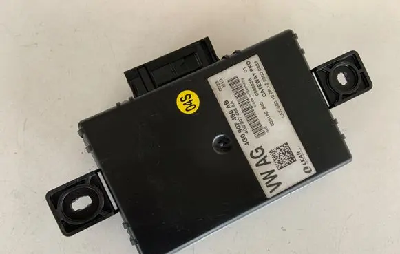 Audi A6 S6 C7 4G Gateway control module 4G0907468AB 4G0907468AA