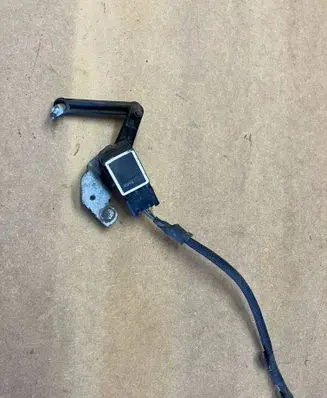 BMW 5 E60 E61 Headlight/headlamp level sensor 6778811 130407 000001