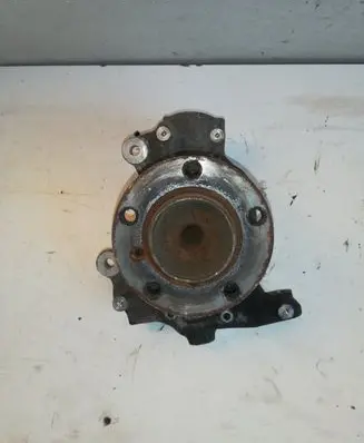 BMW 7 E65 E66 Front wheel hub