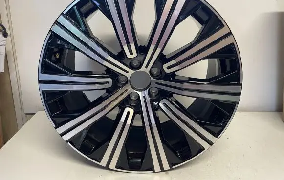 Volvo XC90 R20 alloy rim 31680217