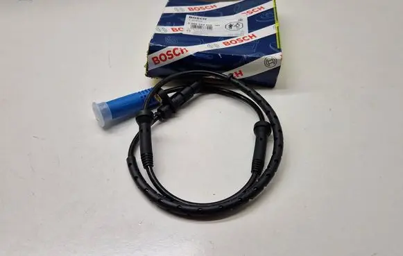BMW 5 E39 ABS rear brake sensor 34520025724 0986594509