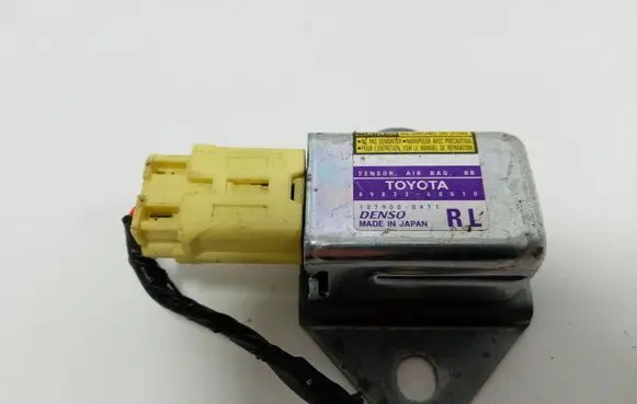 Toyota Land Cruiser (J120) Airbag deployment crash/impact sensor 8983360010 1879000471