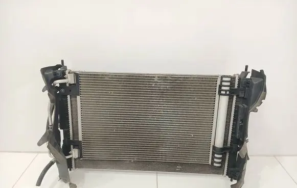 Peugeot 308 Radiator set 9675747980