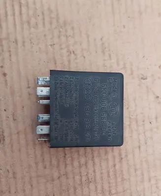 Volkswagen Golf IV Other relay 4B0919471 5KG00656804