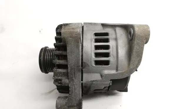 BMW X3 F25 Generator/alternator 8507625AI03 221A