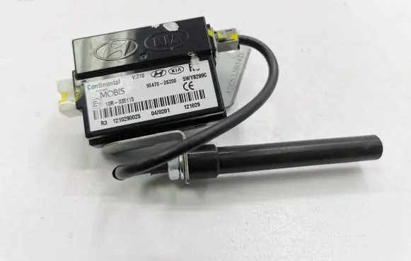 Hyundai ix35 Antenna control unit 954702S200 10R035115 5WY8299C