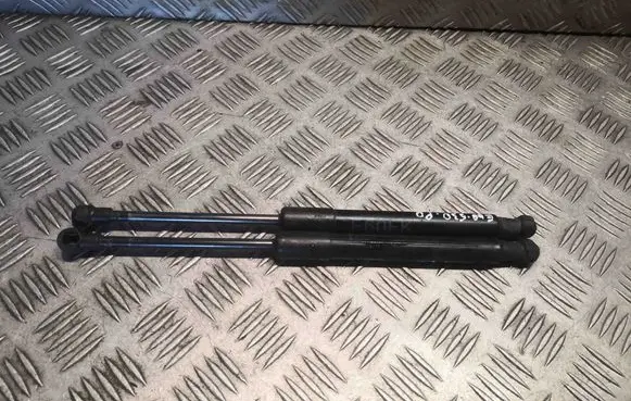 BMW 5 E60 E61 Front bonnet/hood damper/strut 7008745