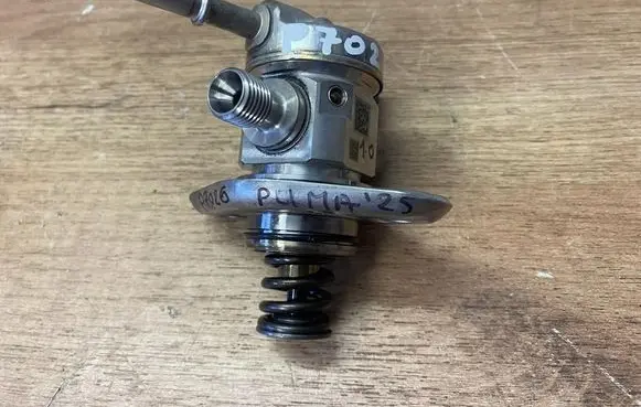 Ford Puma Fuel injection high pressure pump H6BG9D376AB