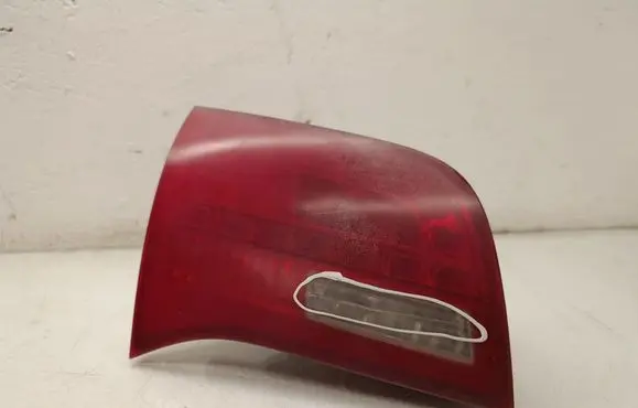 Audi A6 S6 C6 4F Tailgate rear/tail lights 4F9945094A
