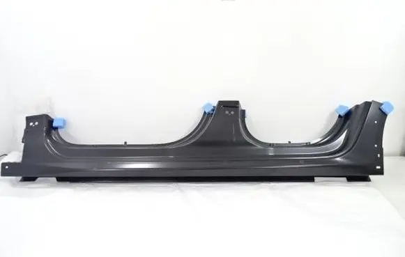 Peugeot 208 II Sill 1686221080