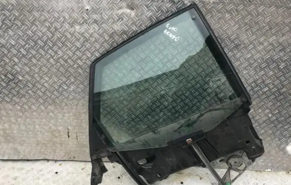 Audi 100 S4 C4 Rear door window/glass frame 