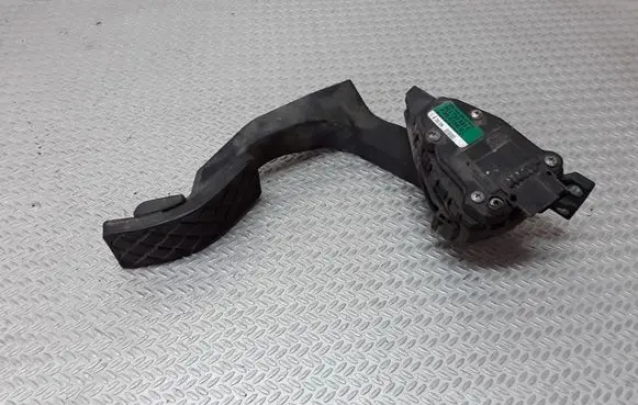 Audi A8 S8 D3 4E Accelerator throttle pedal 4E1723523E