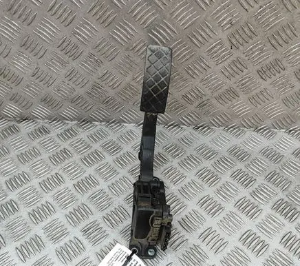 Volkswagen Amarok Accelerator throttle pedal 6Q1723503P 6PV008496