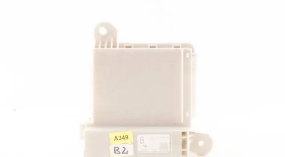 Lexus GS 250 350 300H 450H Fuse module 8267030350B 82670-30350 82670-30350-B