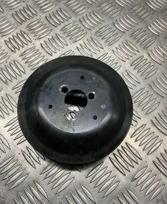 Audi A7 S7 4G Water pump pulley 06E121031F