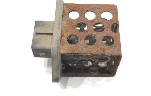 Ford Mondeo Mk III Fan control module 